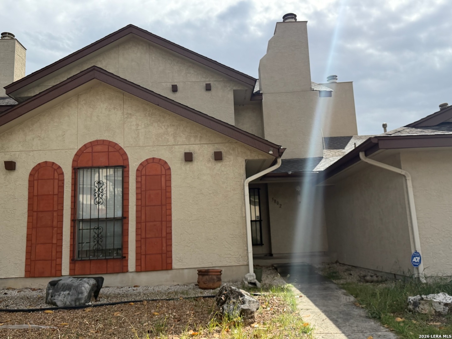 5802 Royal Bnd — photo
