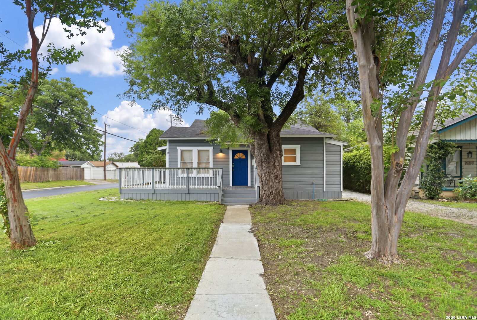 1502 W Elsmere — photo