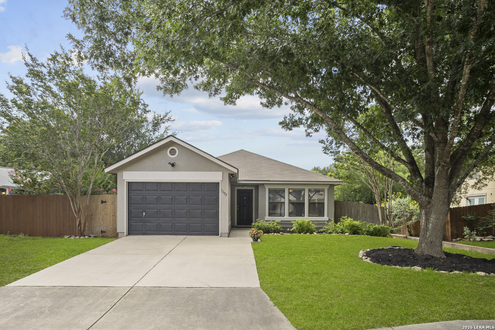 7602 Echo Glade — photo