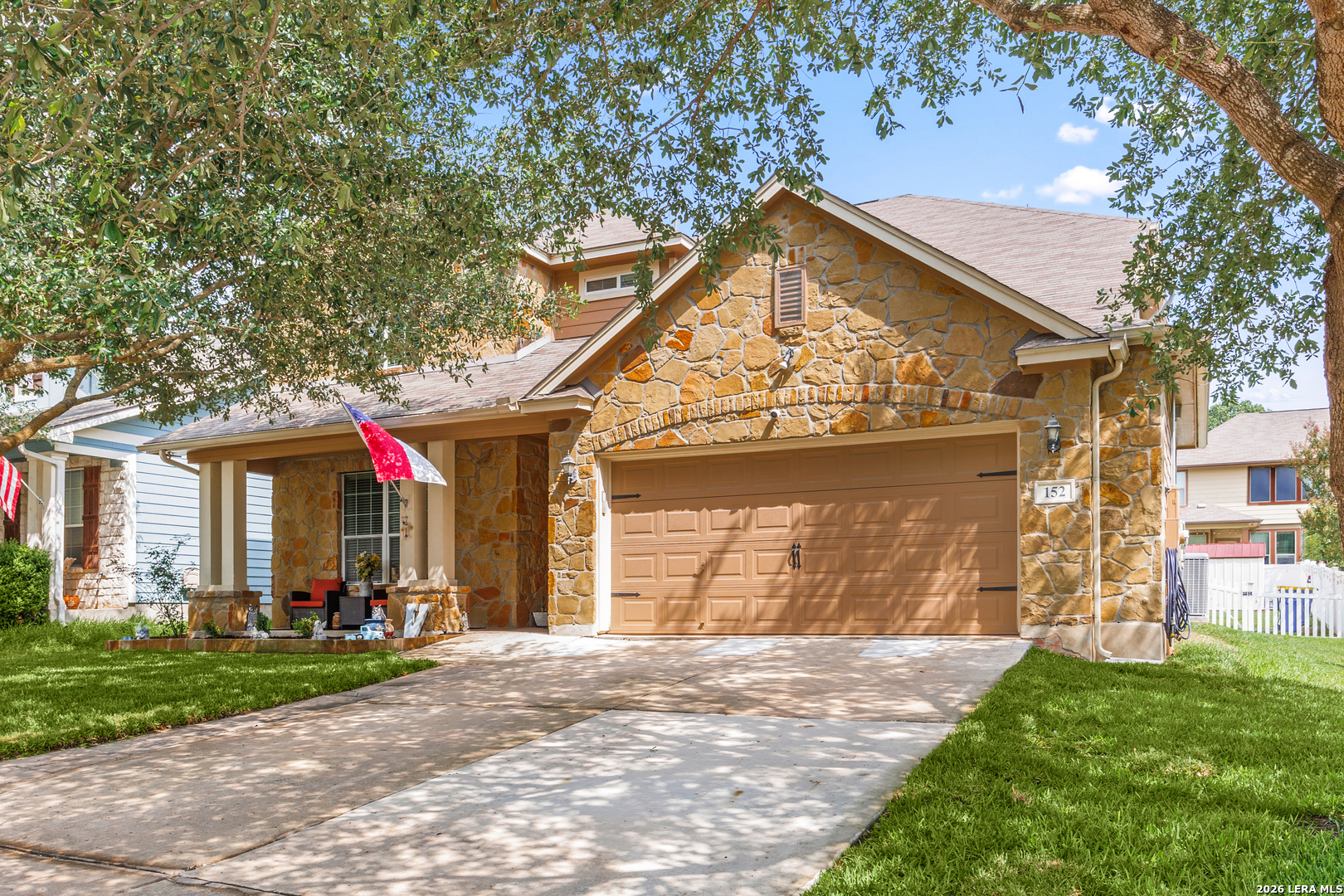152 Brook Meadow — photo