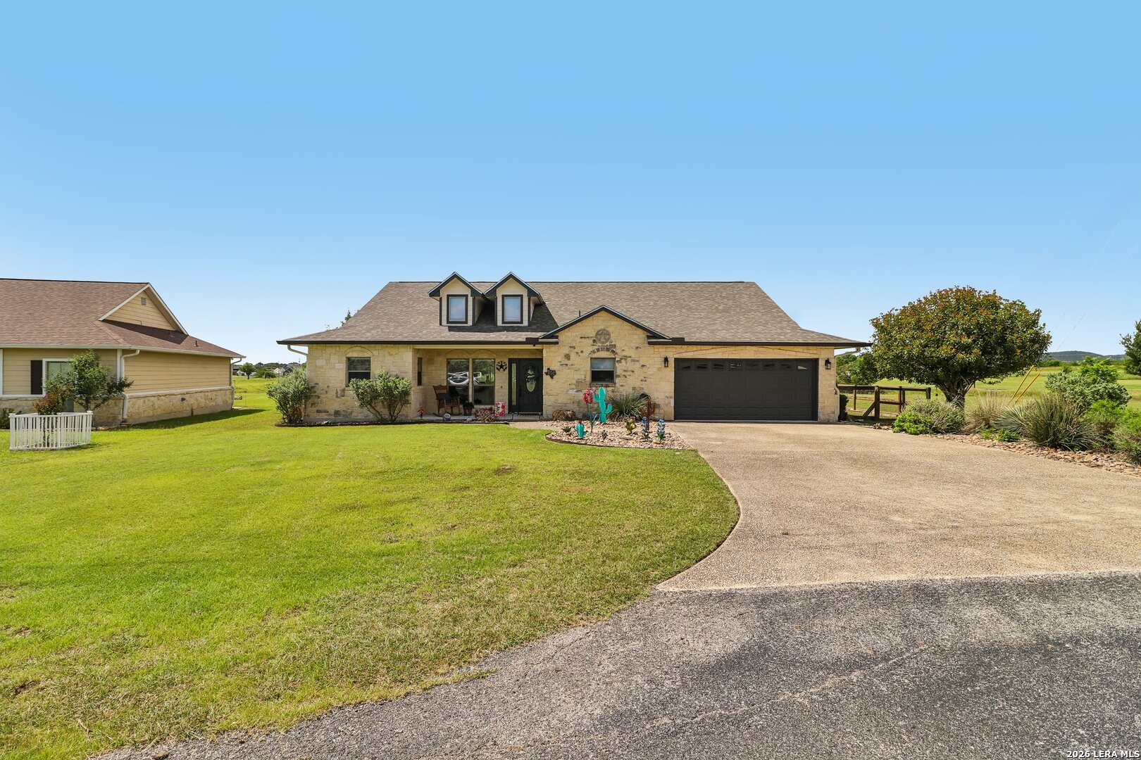308 Wood View Circle — photo