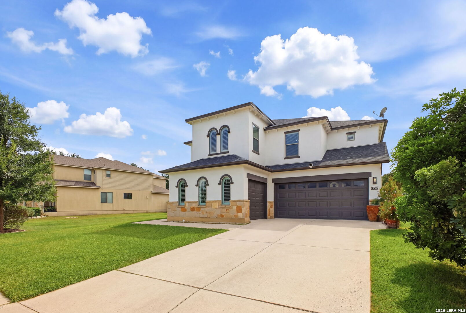 23503 Woodlawn Rdg — photo