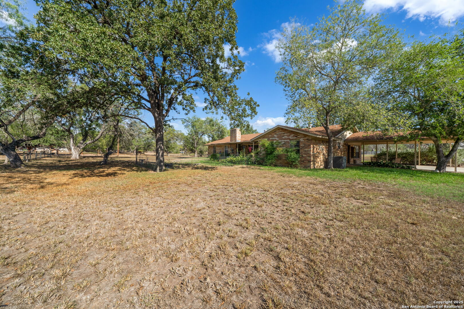82 Pulliam Drive, Pleasanton, TX 78064 — photo 2