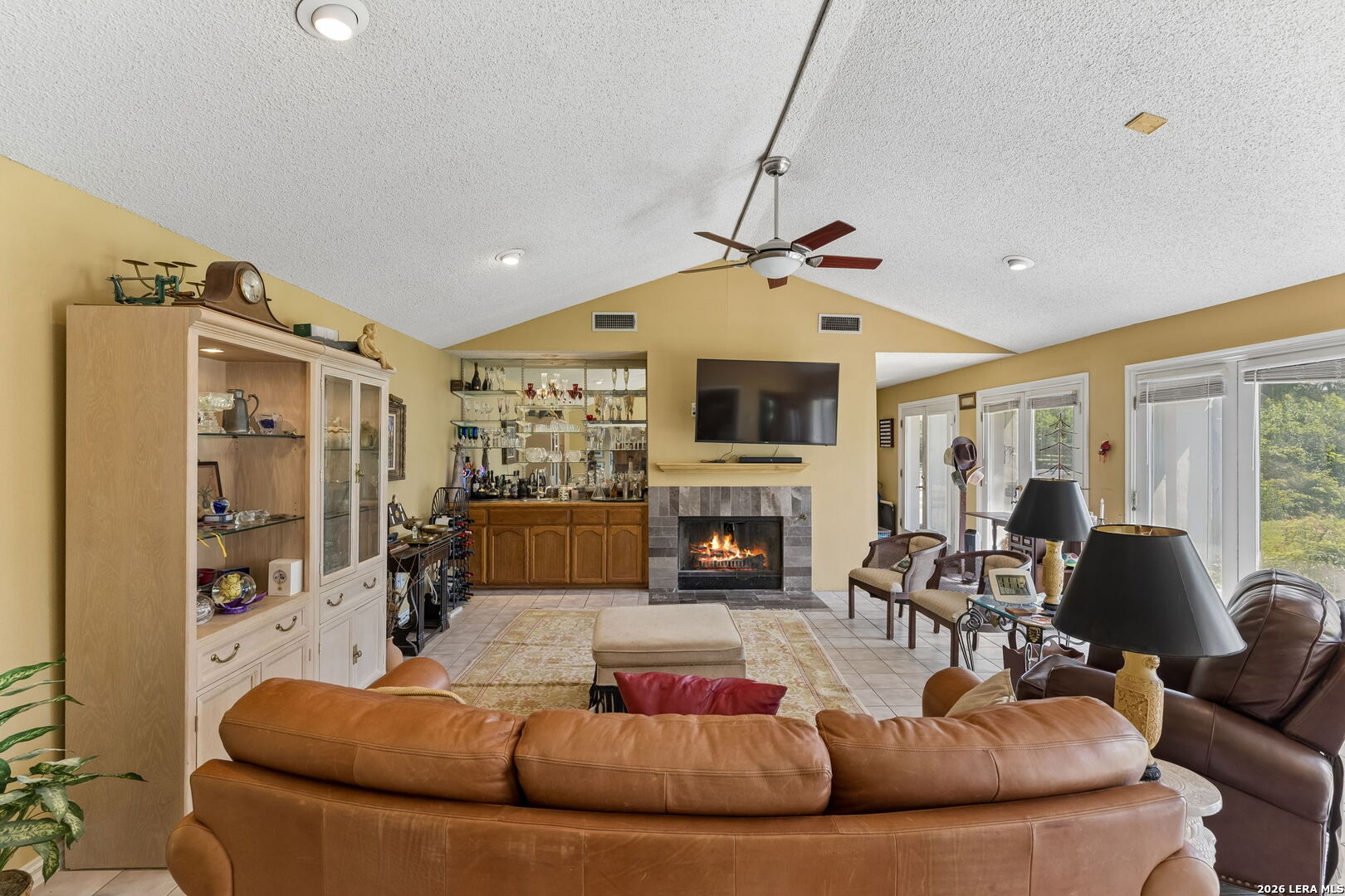239 E Nottingham, San Antonio, TX 78209 — photo 3