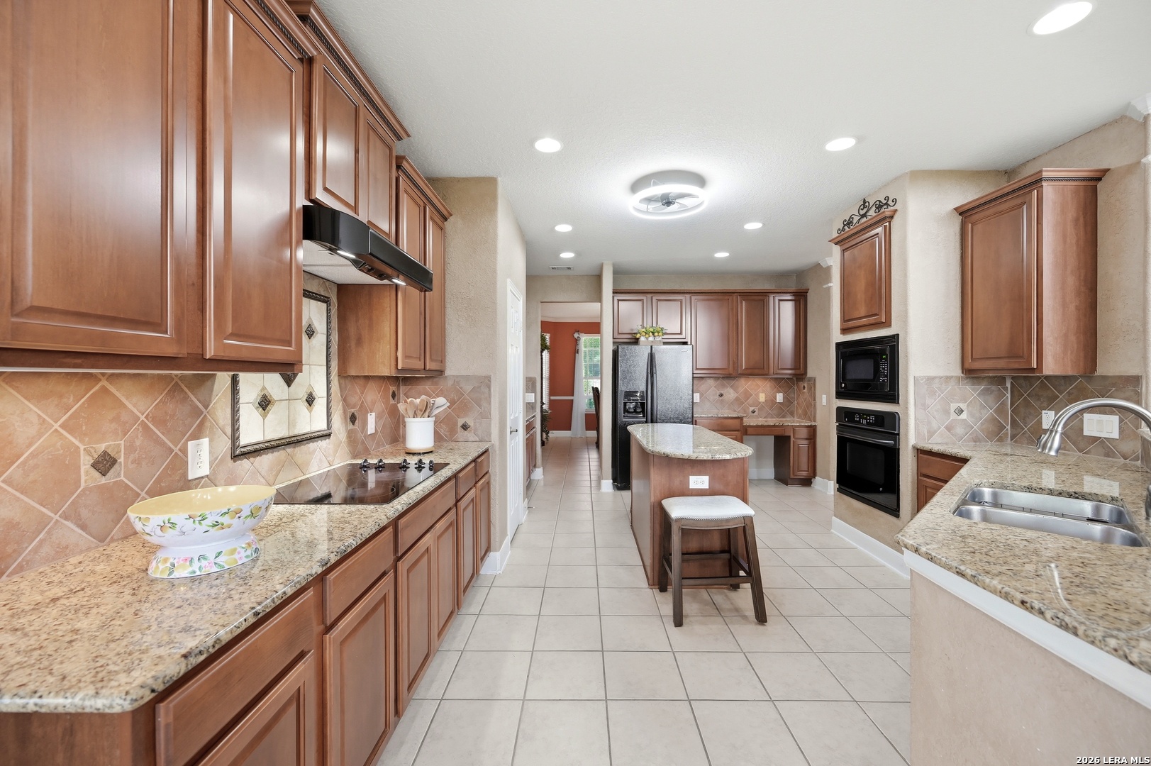 13118 Spring Run, Helotes, TX 78023 — photo 3