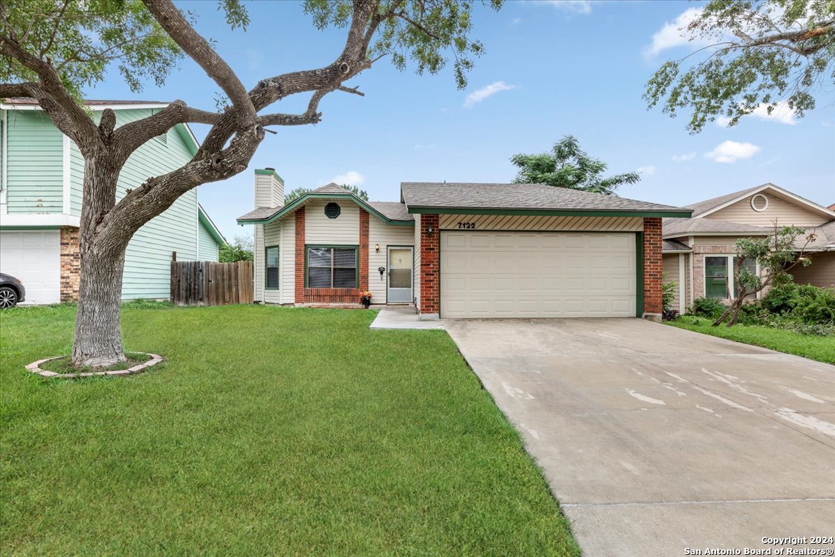 7122 Sunlit Trail Drive — photo