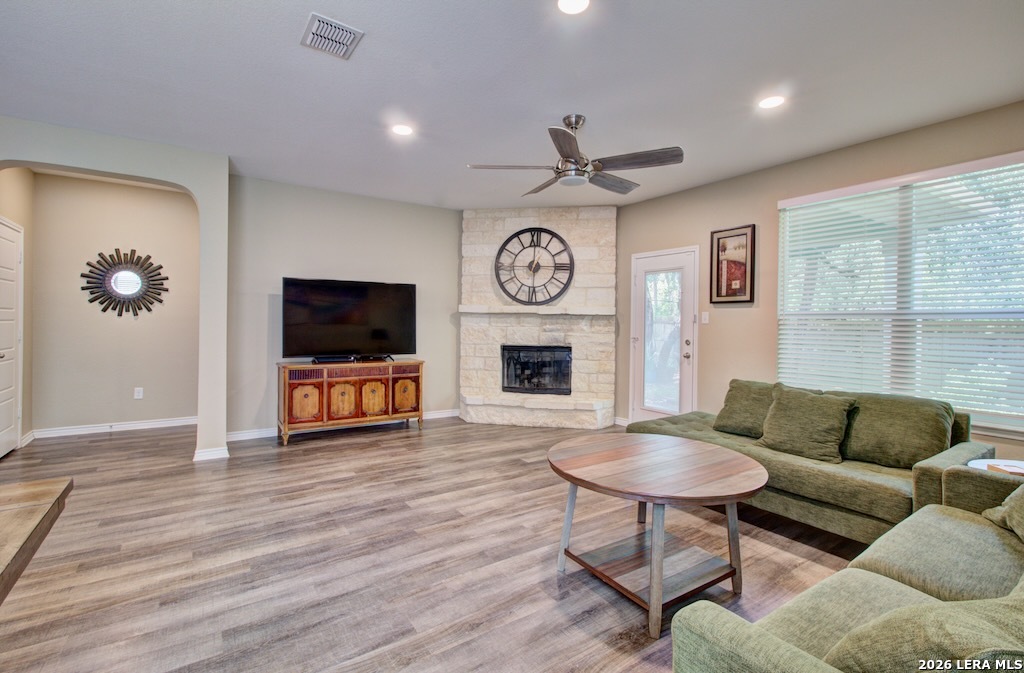 11211 Hill Top Loop, Helotes, TX 78023 — photo 3