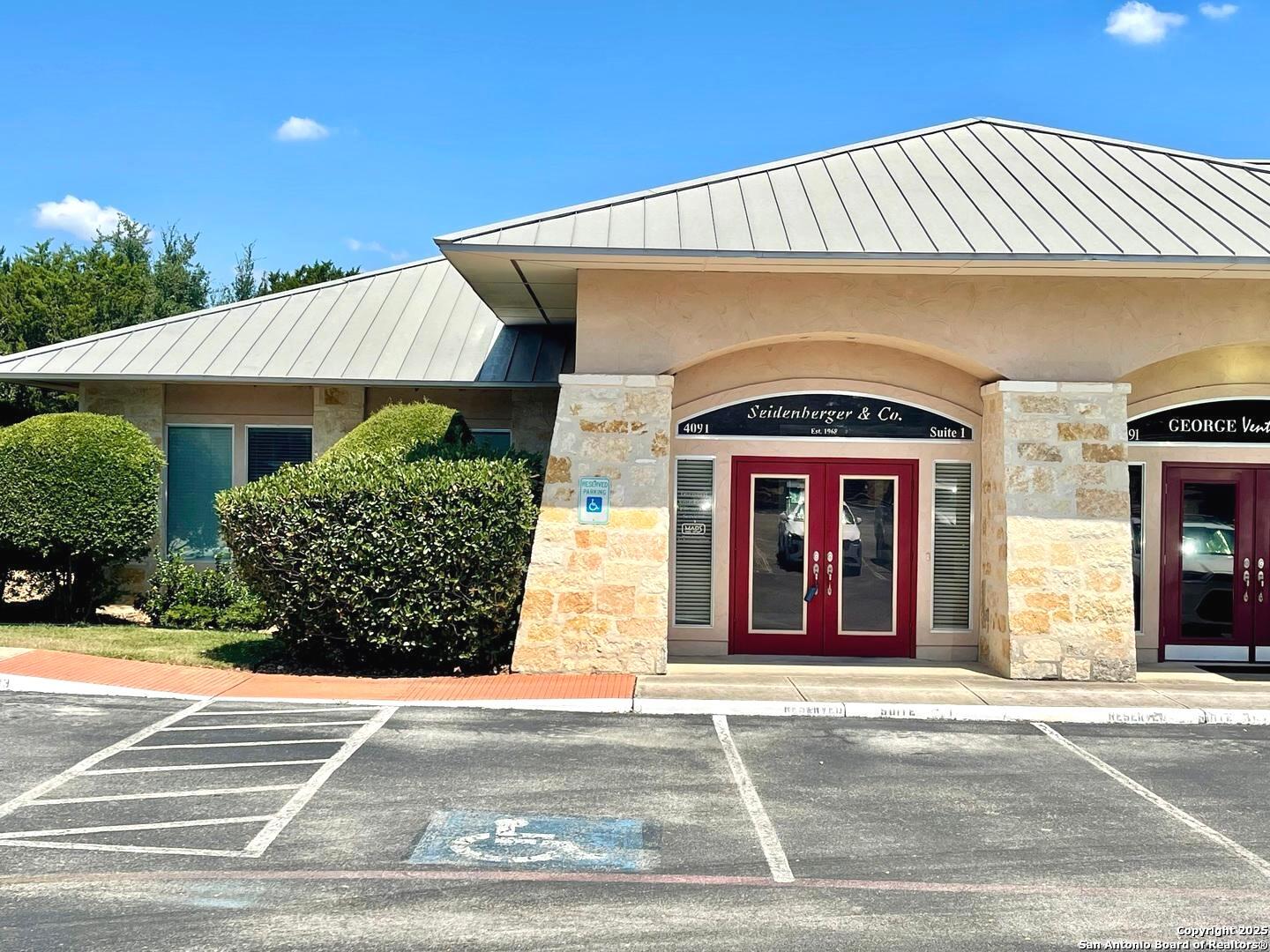 4091 (Condo) De Zavala 3 Suite #1 — photo