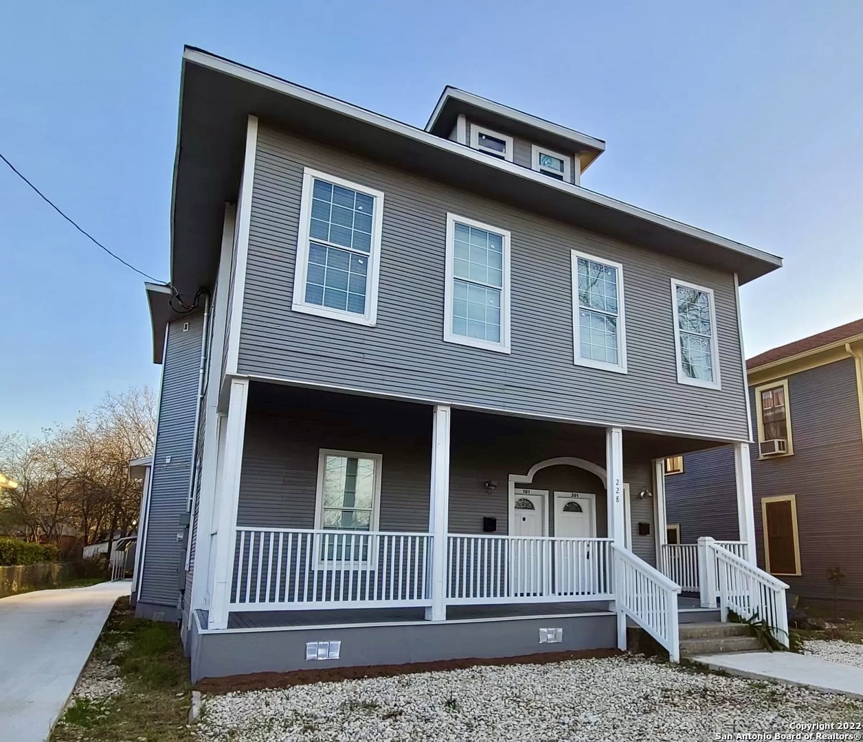 228 Lotus Avenue Unit 201 — photo