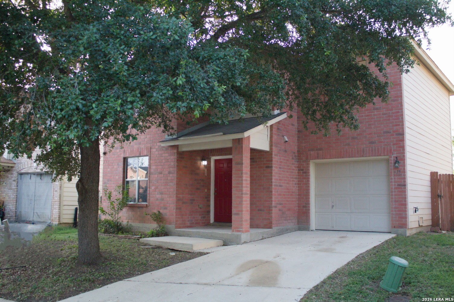 15 Bedford Bay — photo