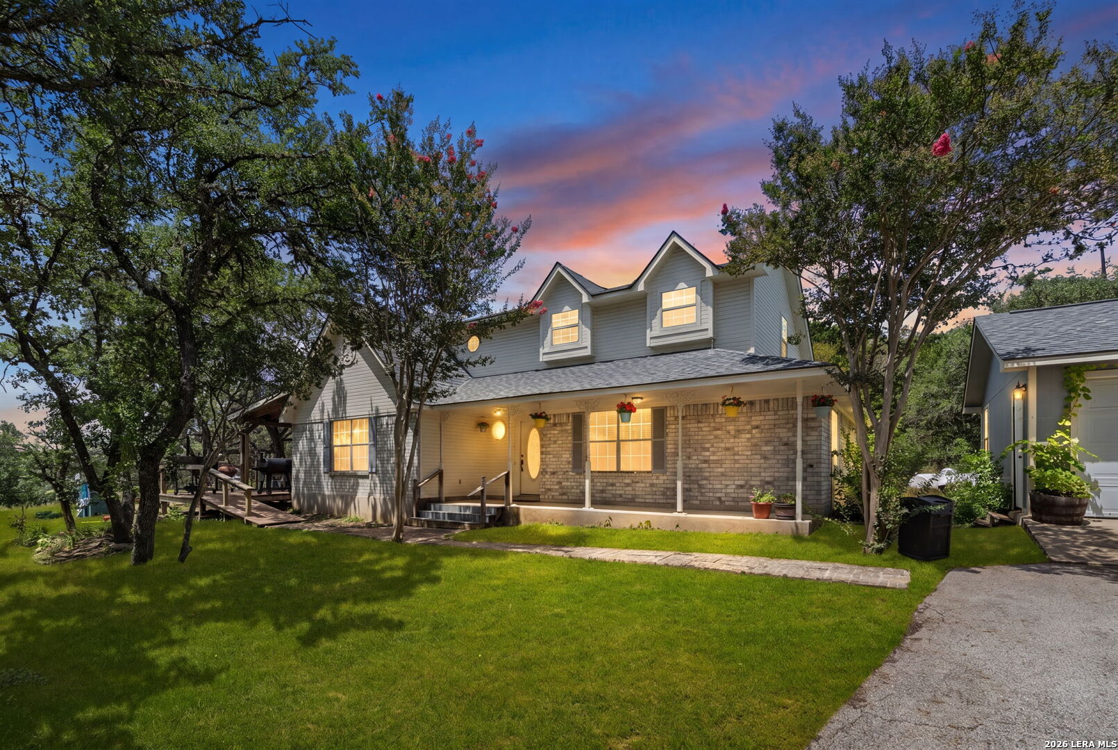 21509 Monarch Pass — photo