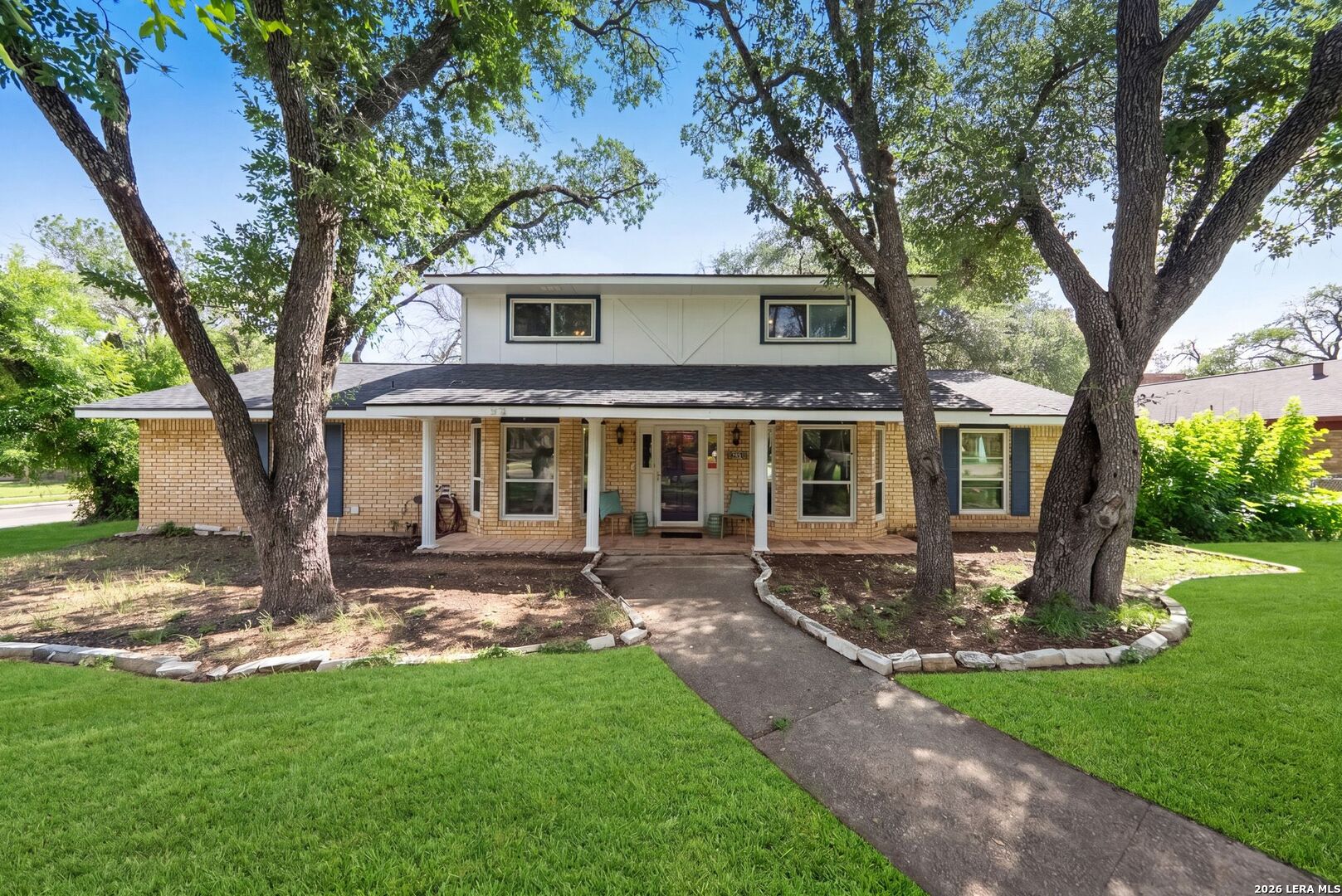 631 Briar Oak Street — photo