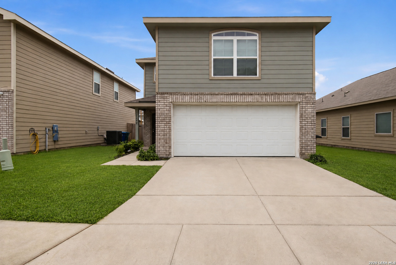 2242 Dry Moss Way — photo