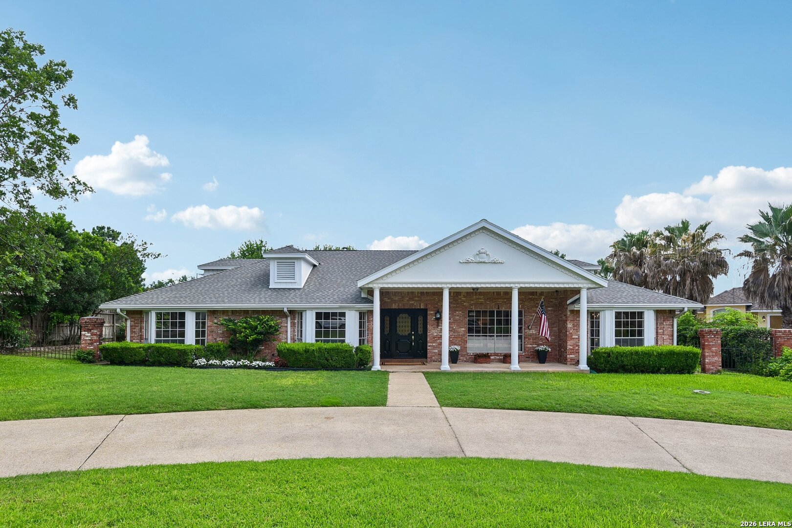 211 Chattington Court — photo