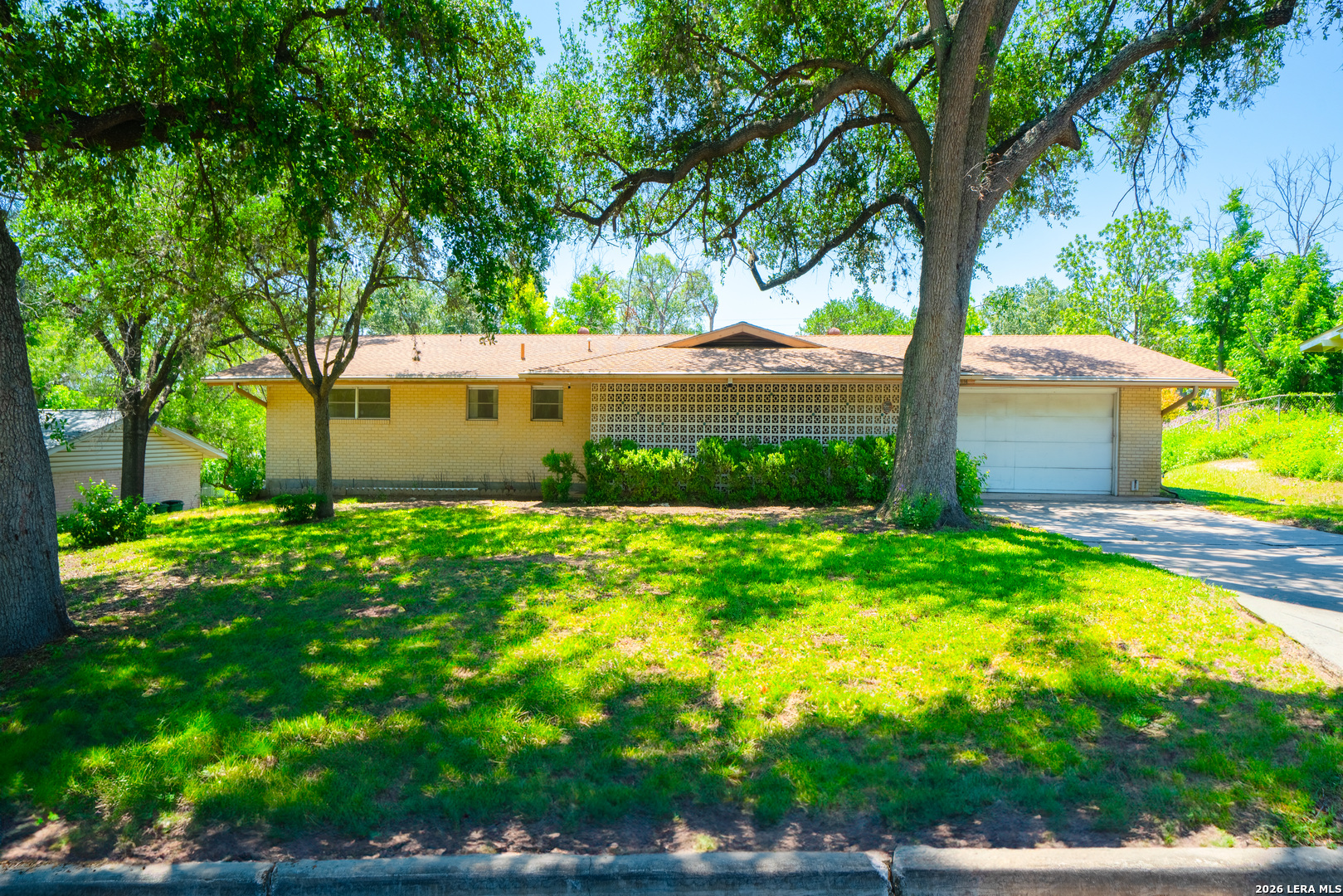 6614 Moss Oak — photo