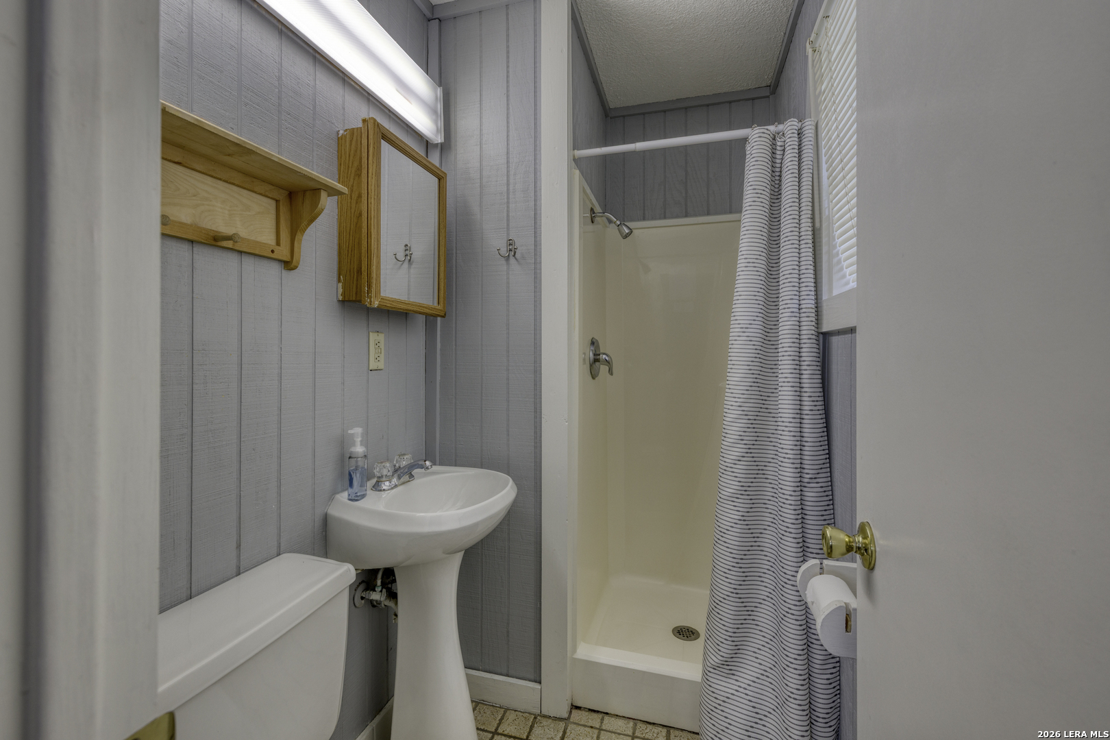 100 Pineview, Concan, TX 78838 — photo 3