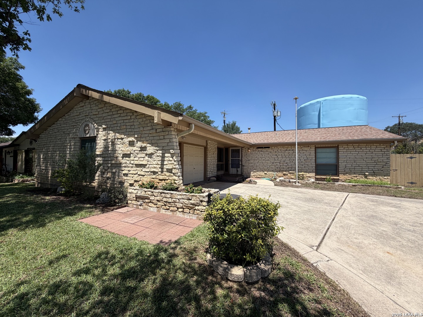 7821 Village Oak Drive — photo