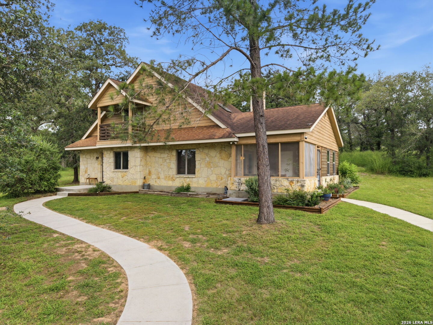 208 Oak Bend Drive — photo