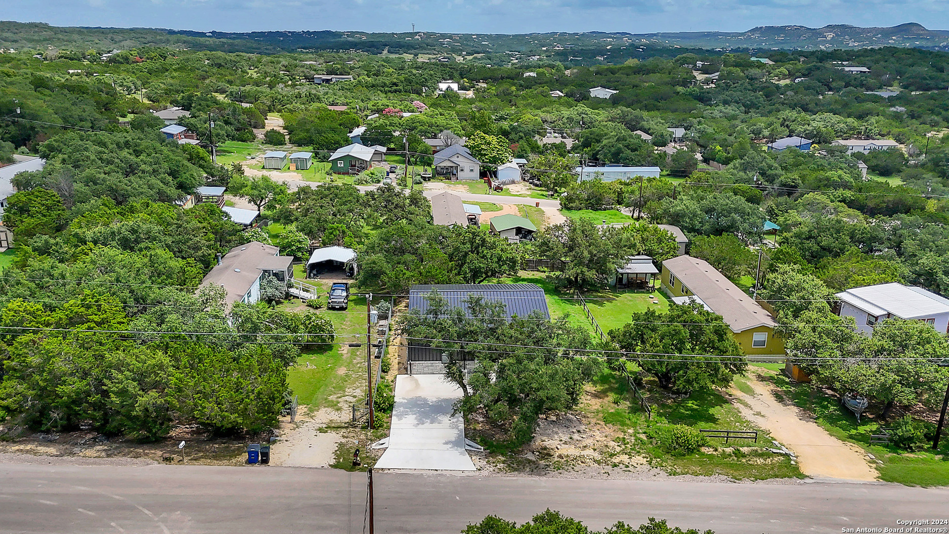 1345 Willow Drive — photo