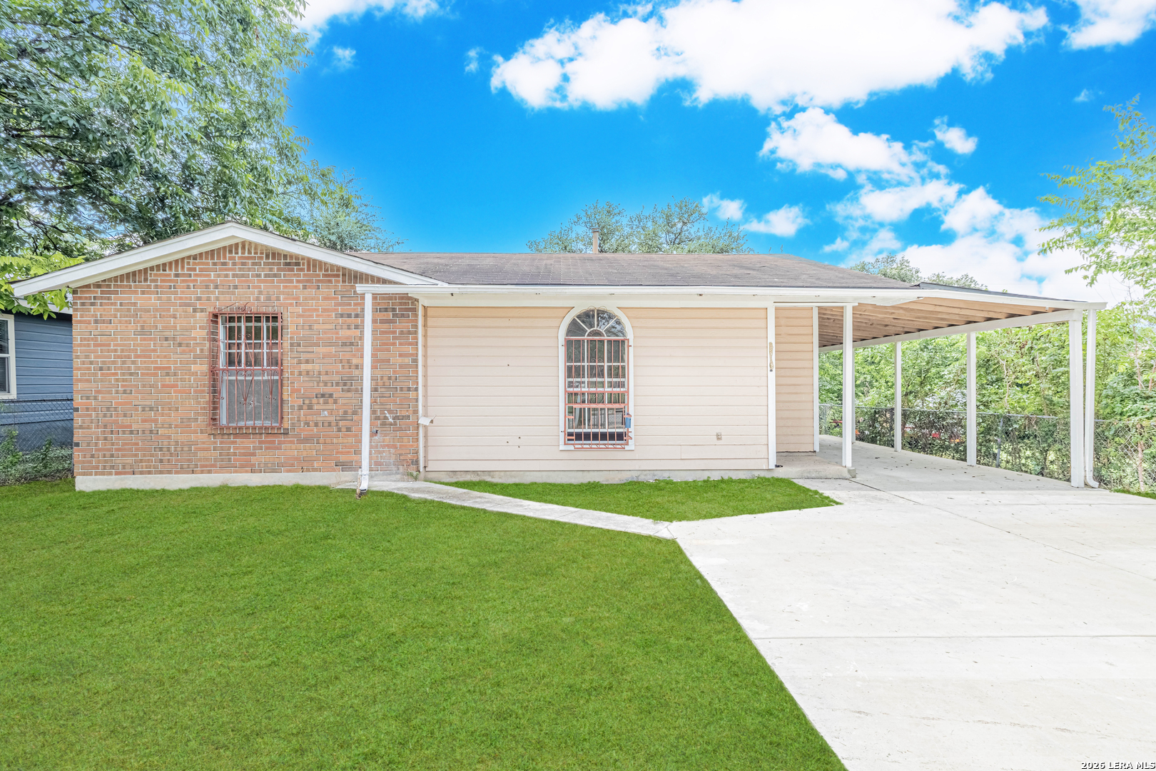 2416 Arbor — photo