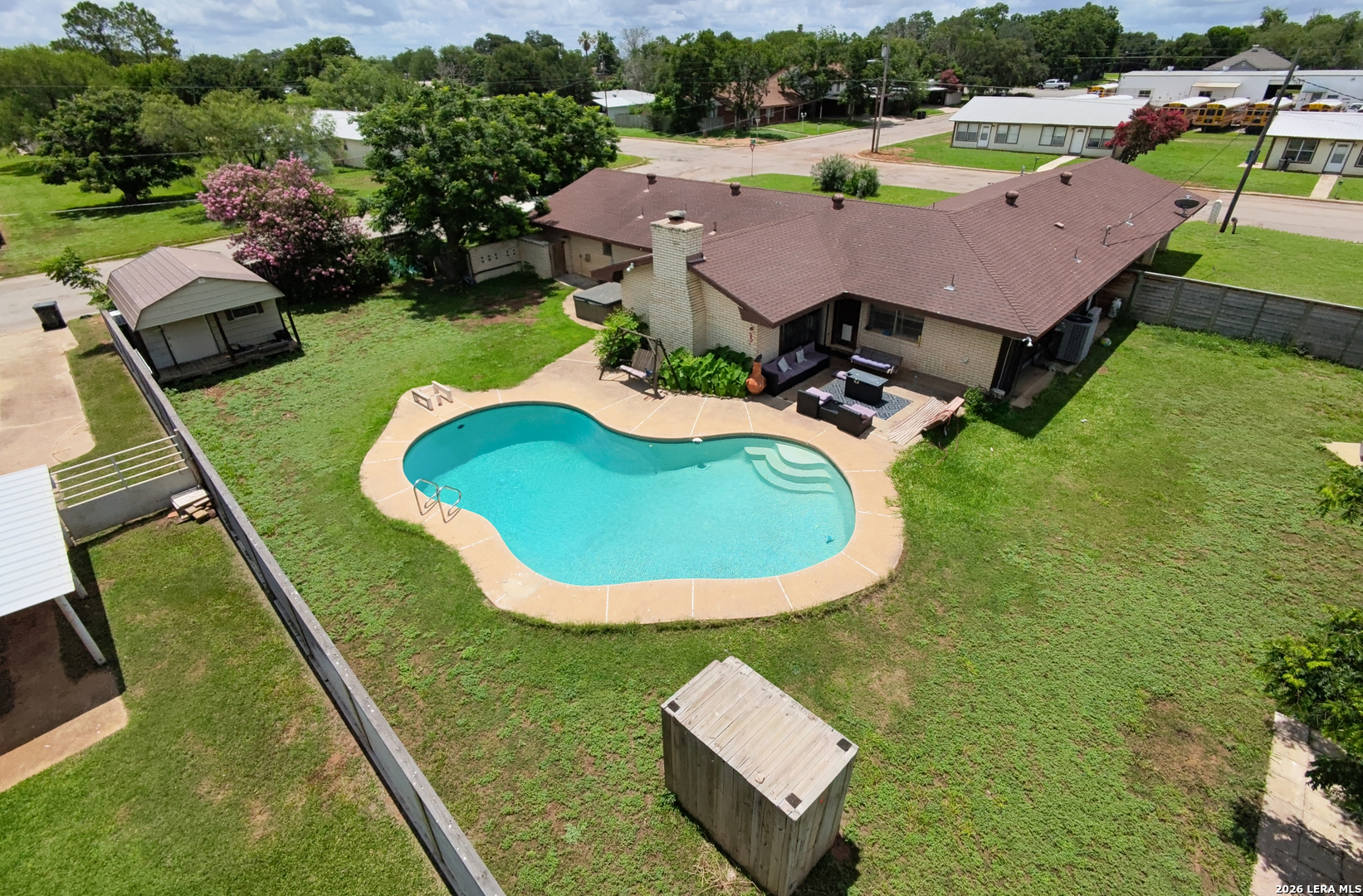 717 E. Brazos, Pearsall, TX 78061 — photo 2