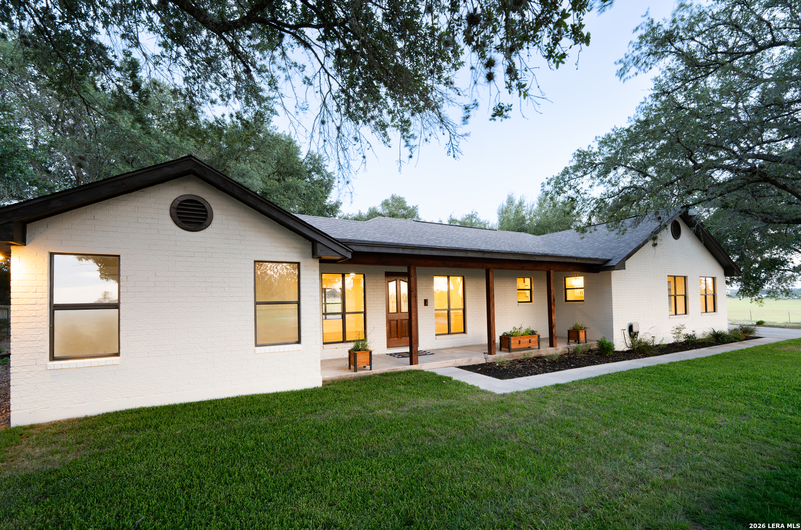 4863 FM 775 — photo
