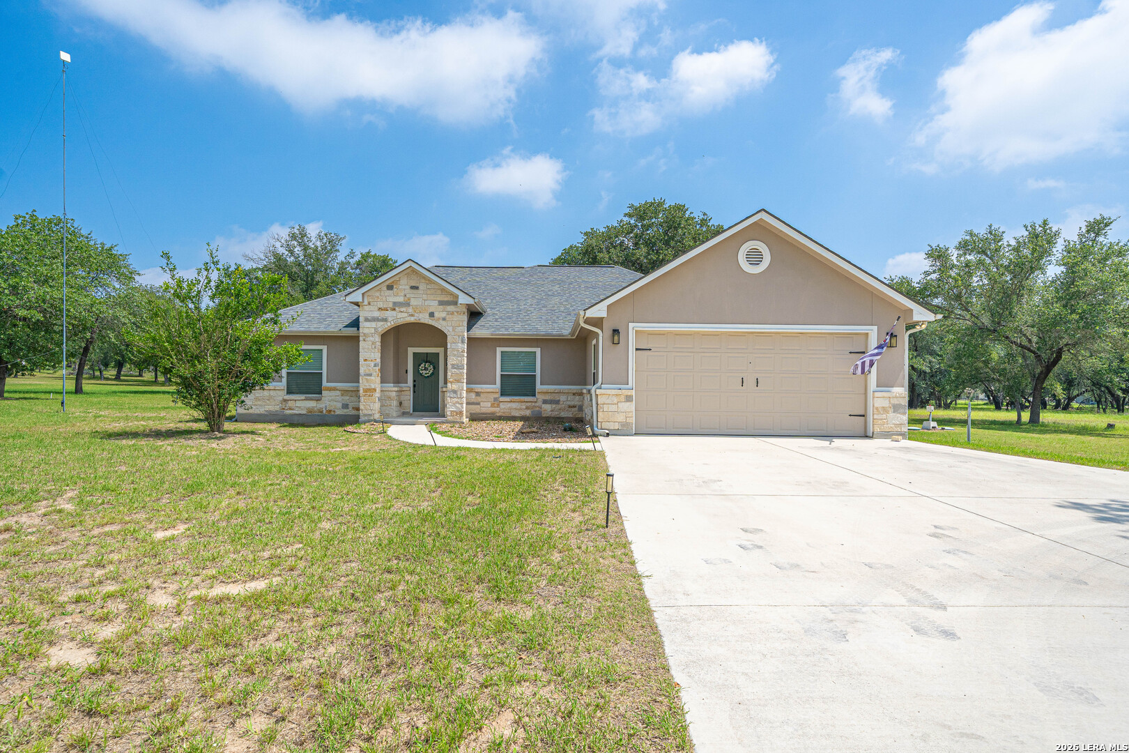 521 County Road 6868 E — photo