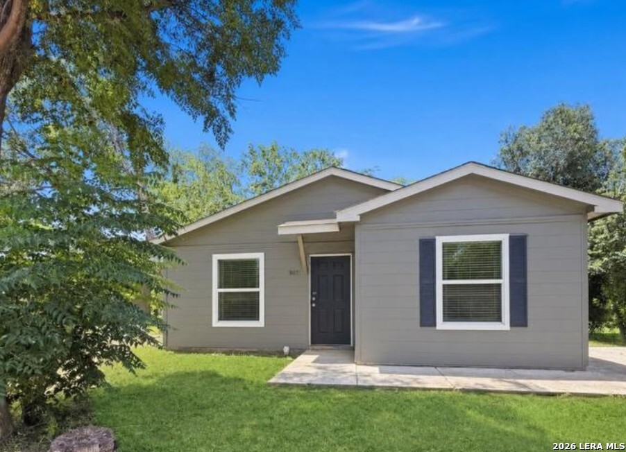 3270 Martin Luther King Drive — photo