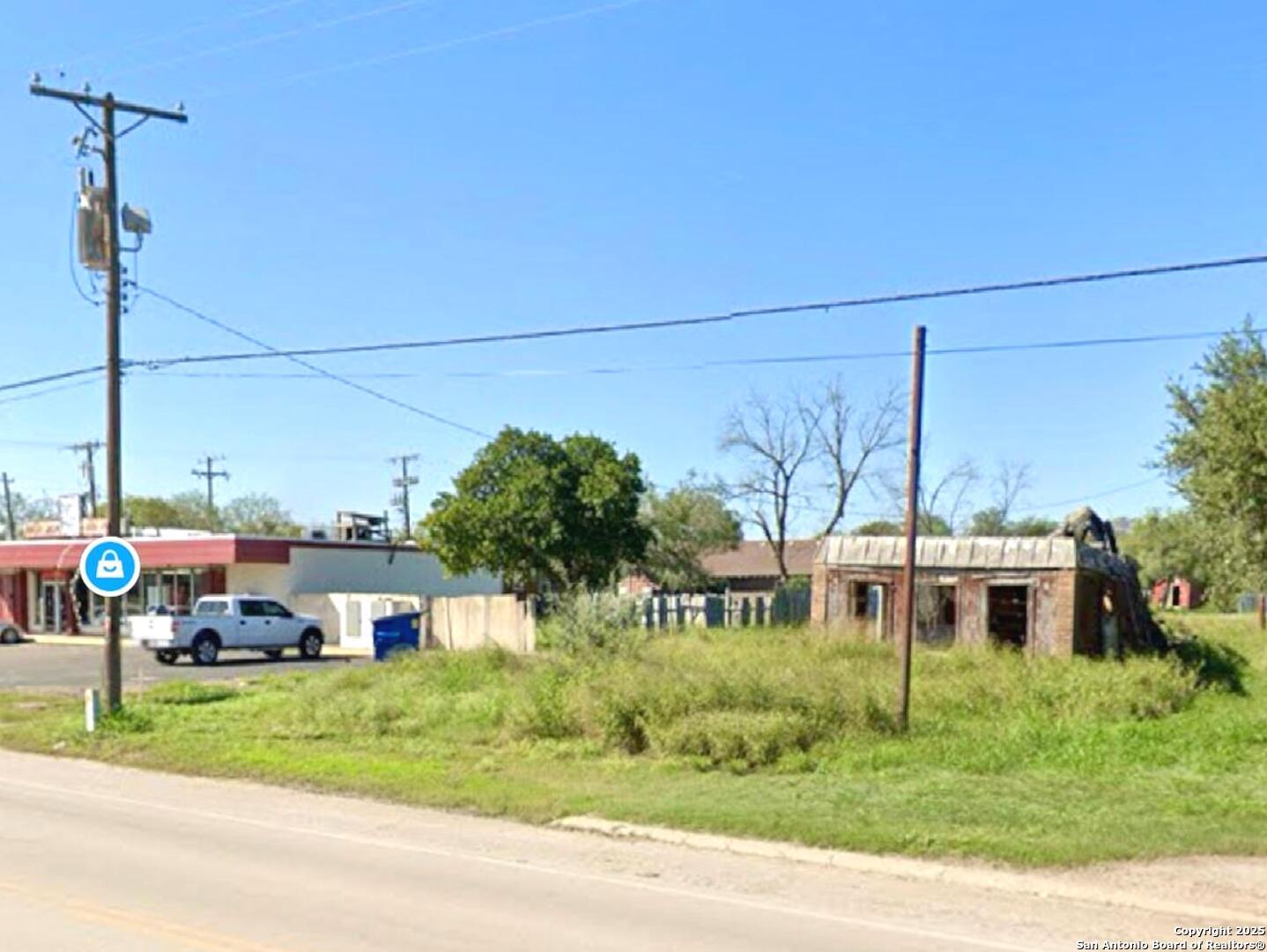 715 N Front, Mathis, TX 78368 — photo 3