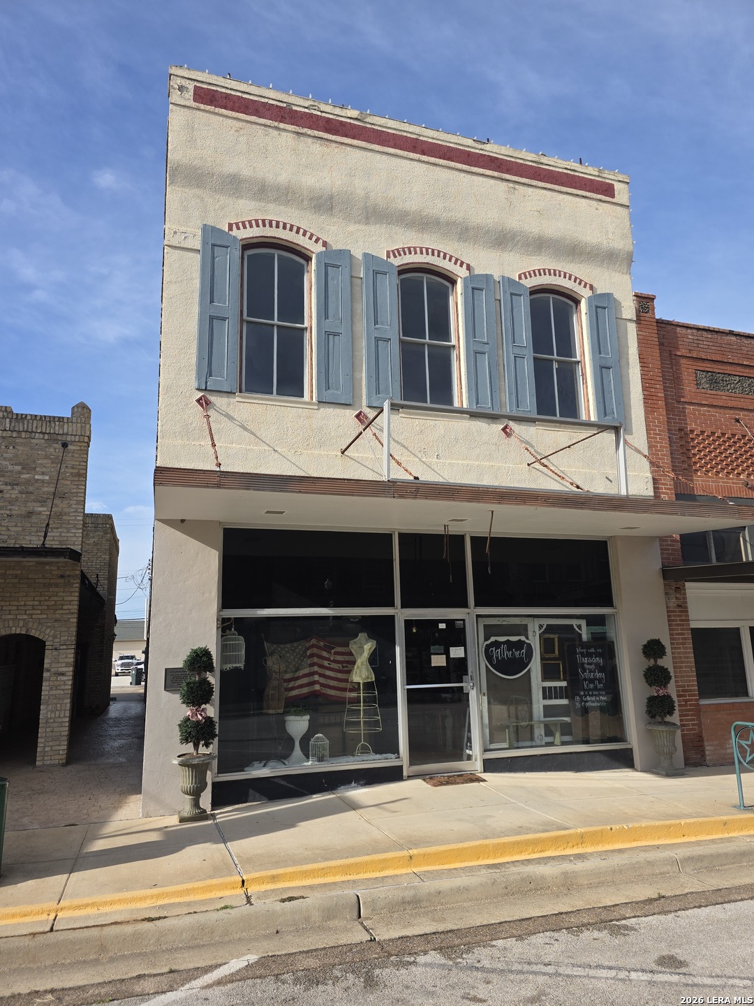 130 E Main Street — photo