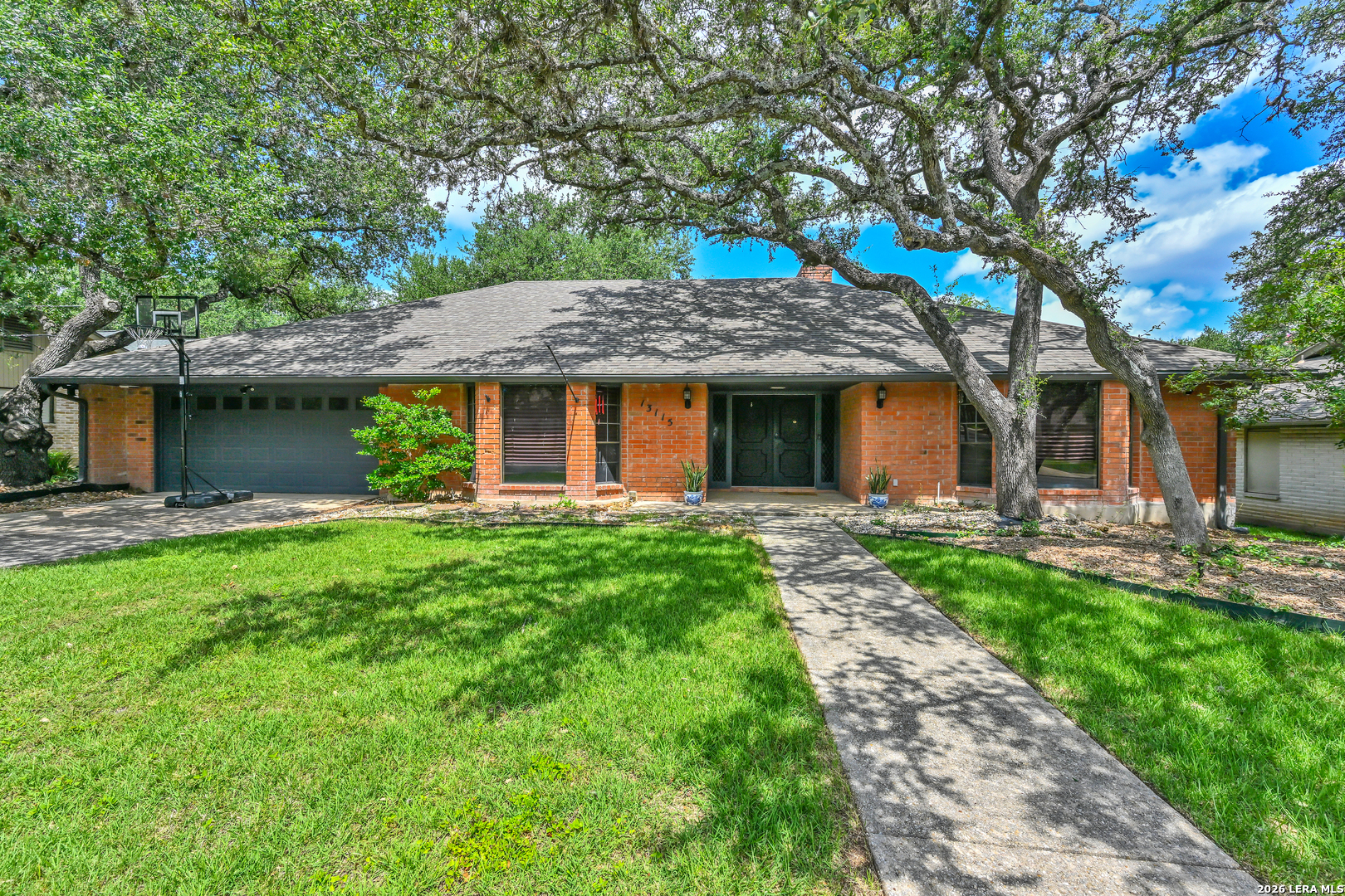 13115 N Hunters Circle — photo