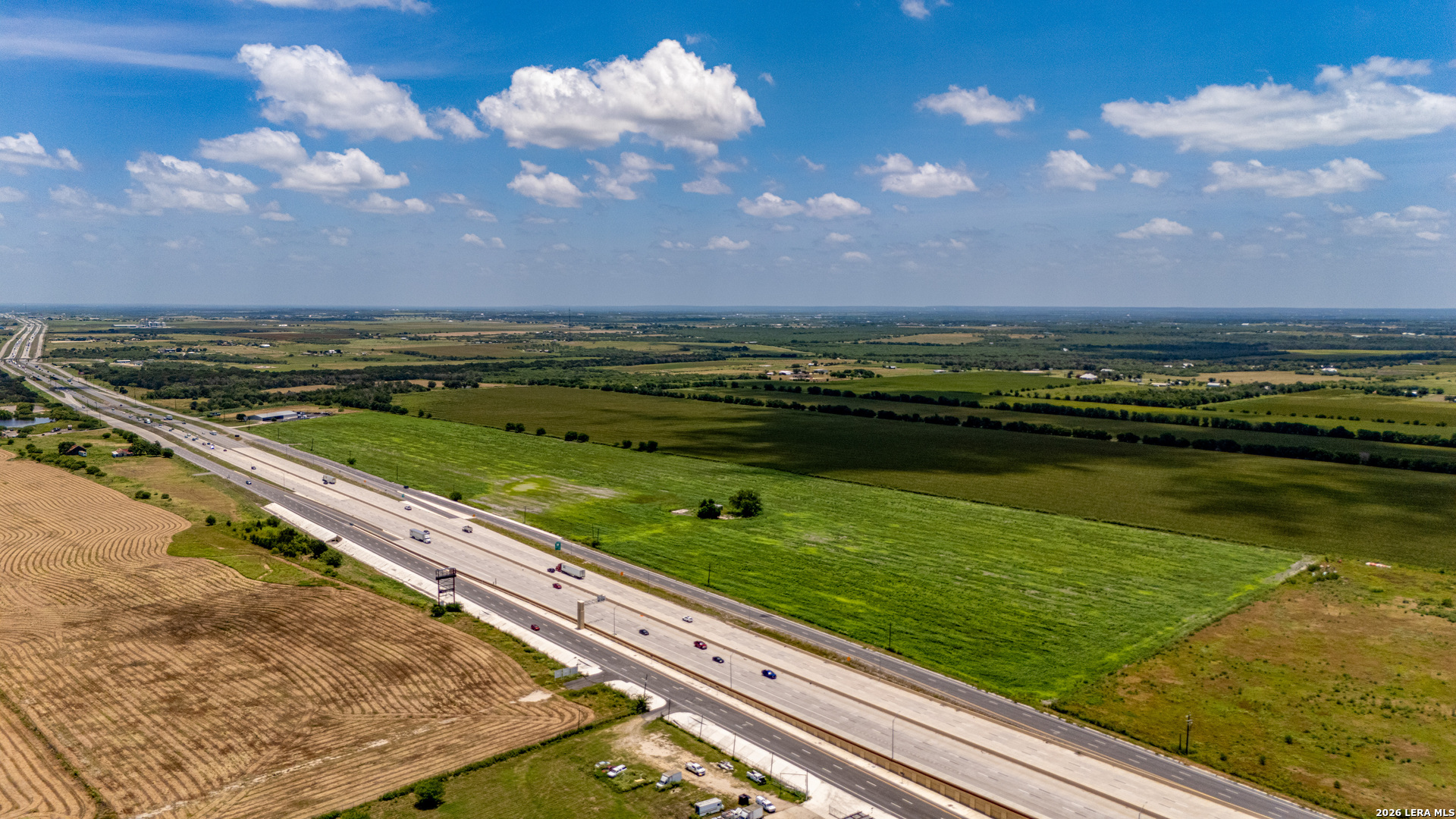10221 E Interstate 10, Marion, TX 78124 — photo 3