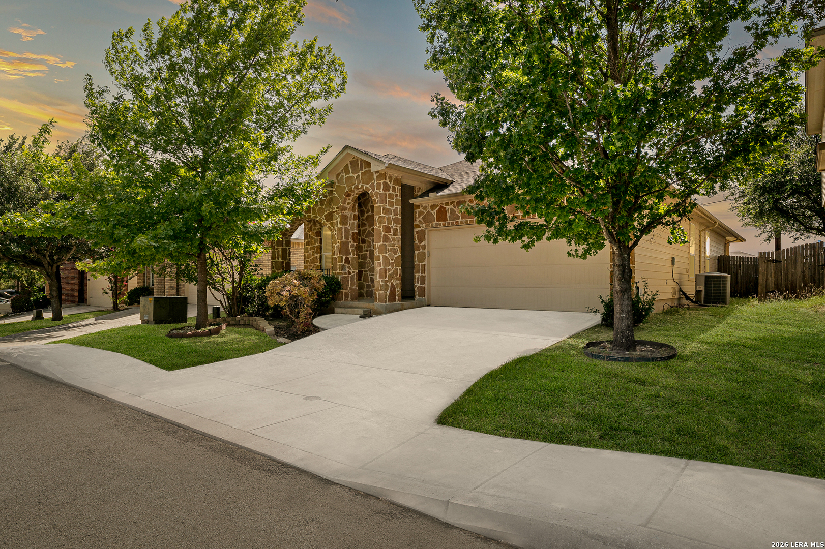 10019 Mill Path — photo