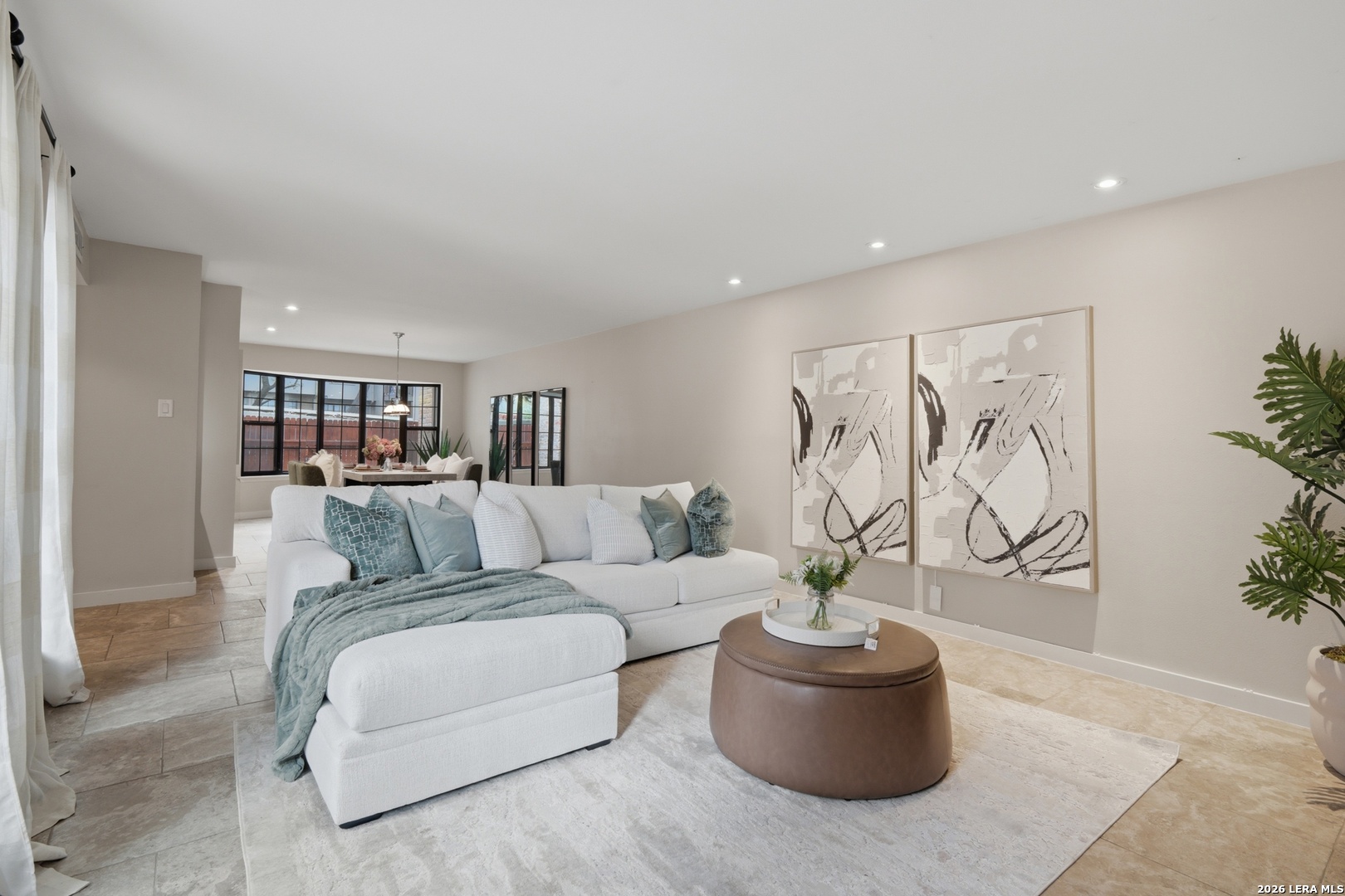 7711 Callaghan Road Apt 301 — photo