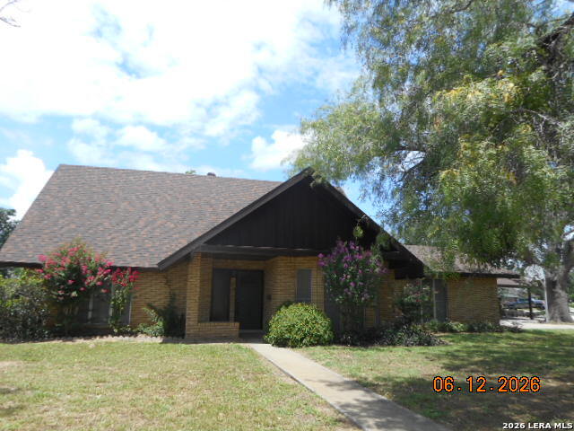 412 Chaparral Drive — photo