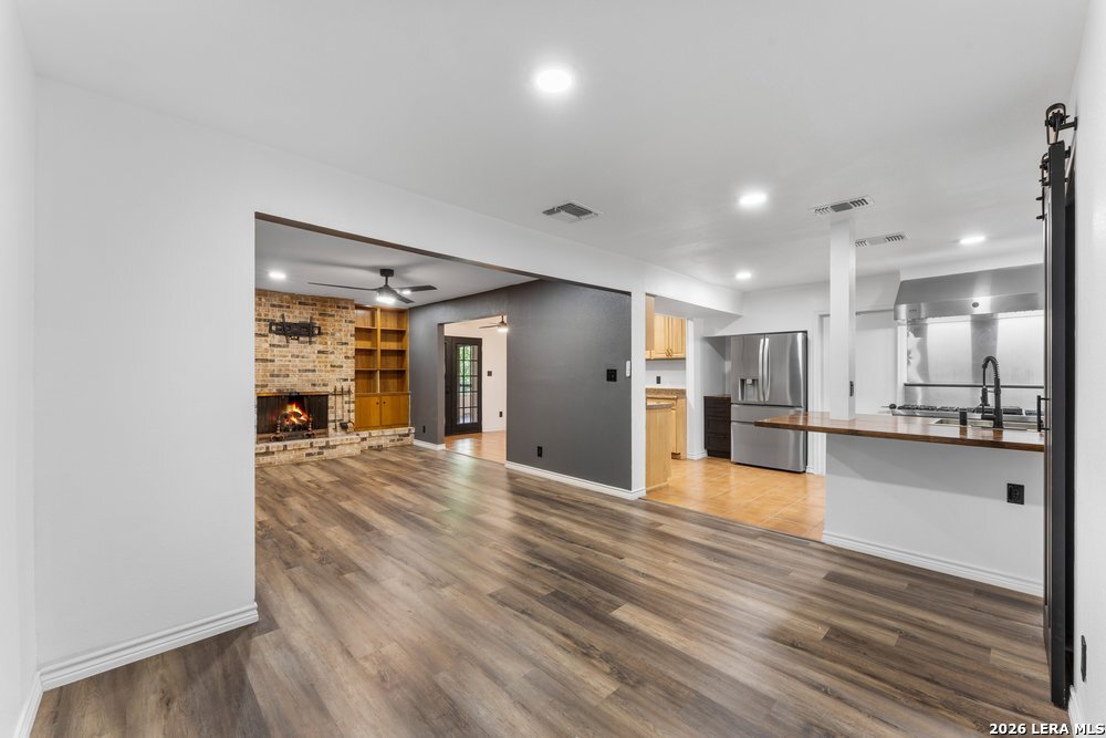 3614 Versailles Drive — photo