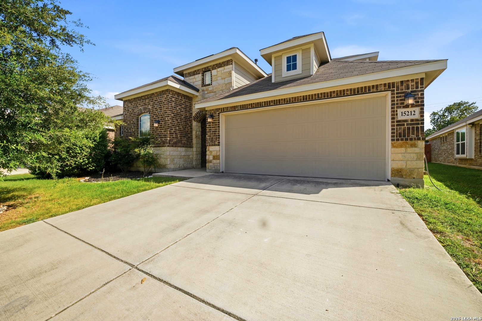 15212 Cheshire Way — photo