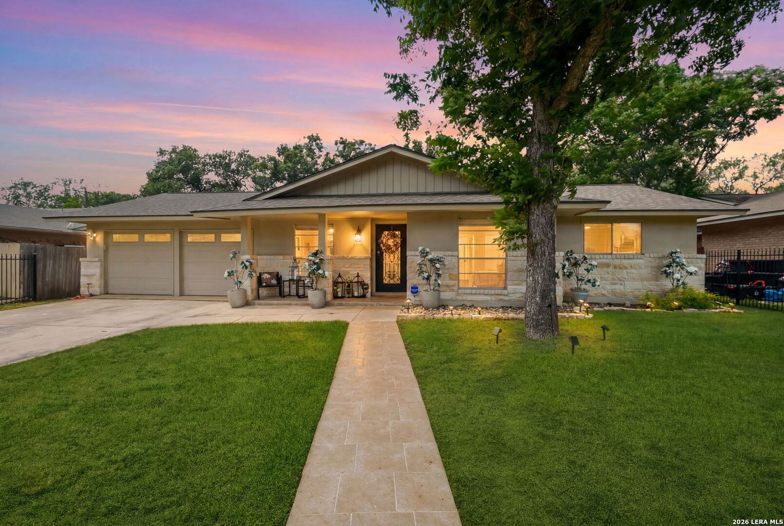 6807 Connie Mack — photo