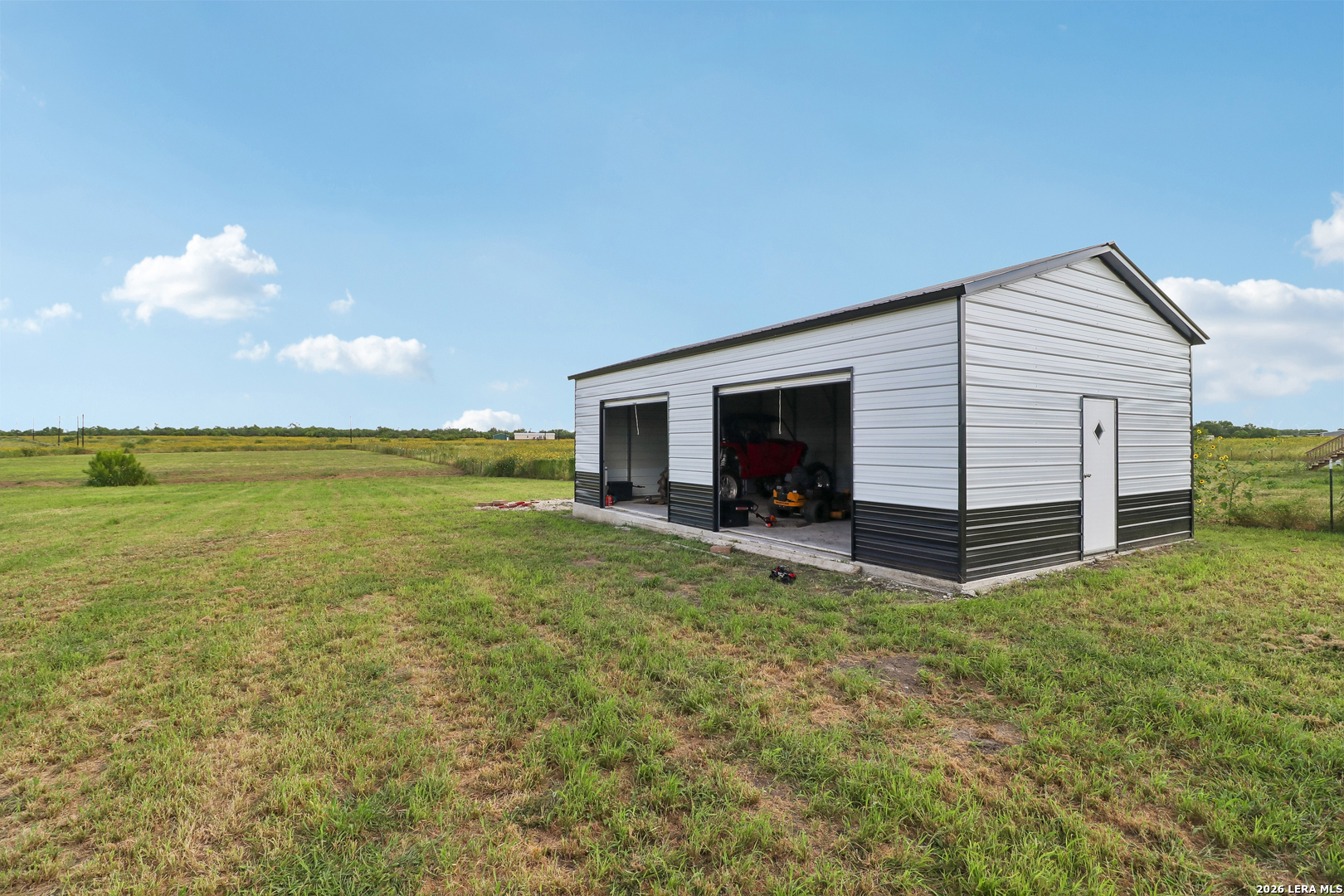 2629 FM 1332 — photo