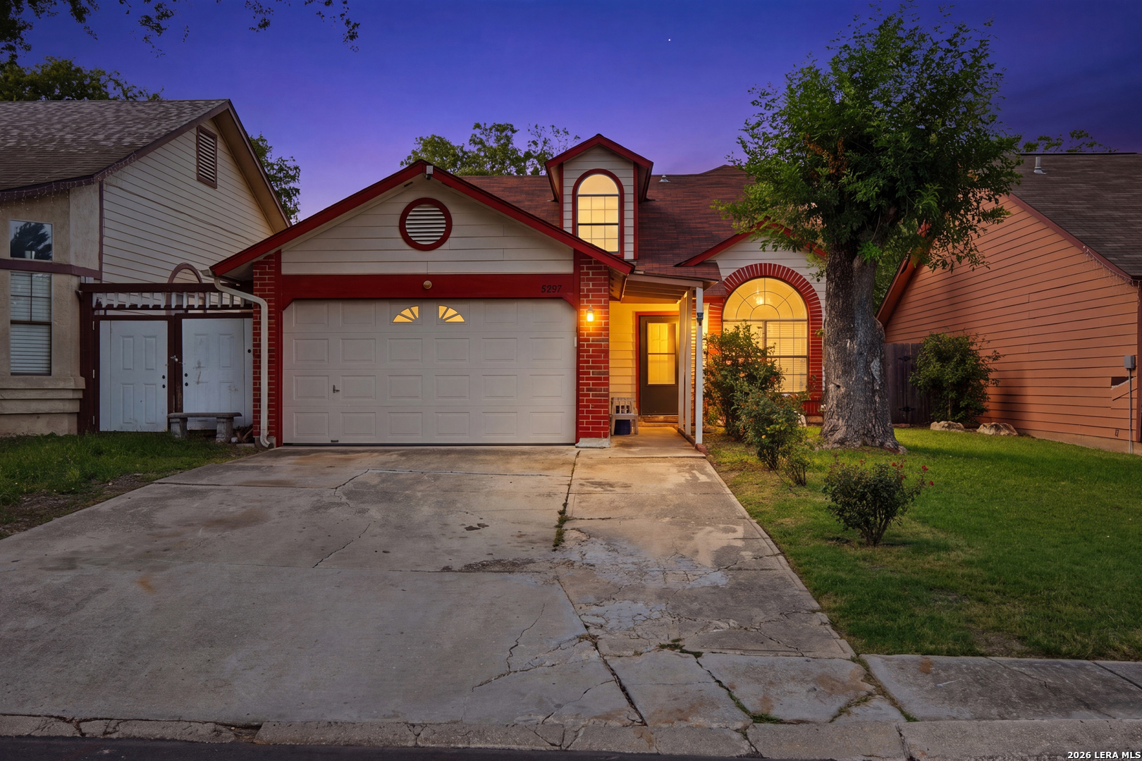 5987 Catalina Sunrise Drive — photo