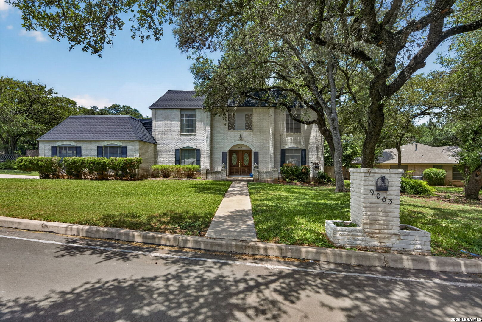 9003 Rock Cliff Road — photo