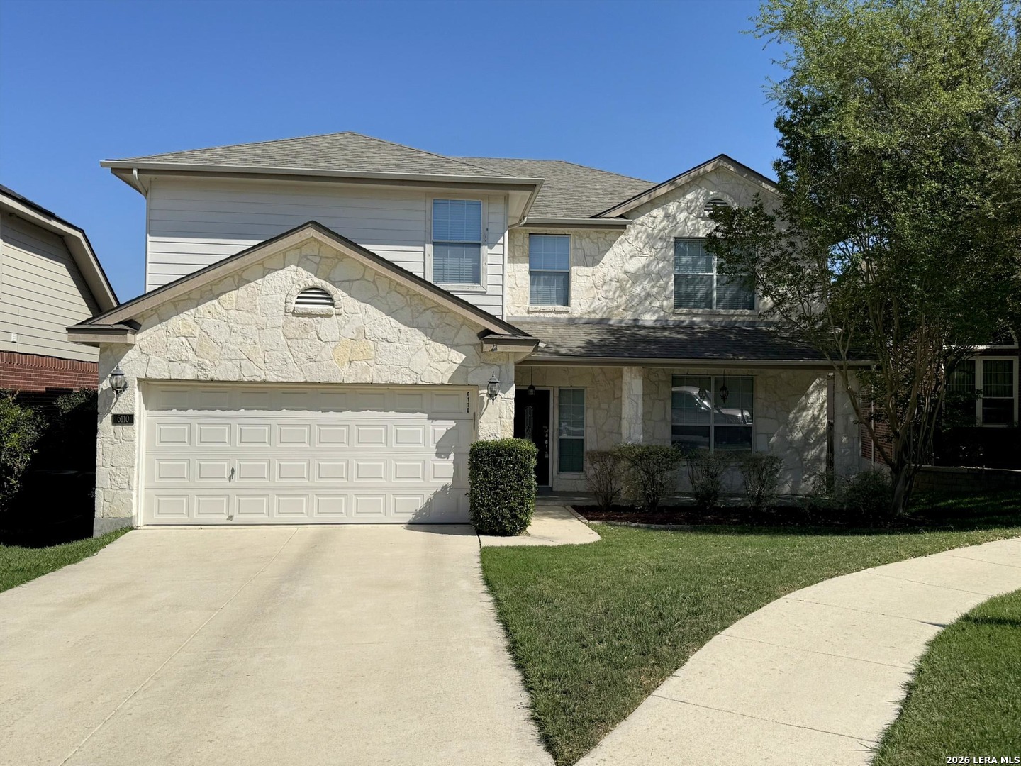 6110 Kenedy Leaf — photo