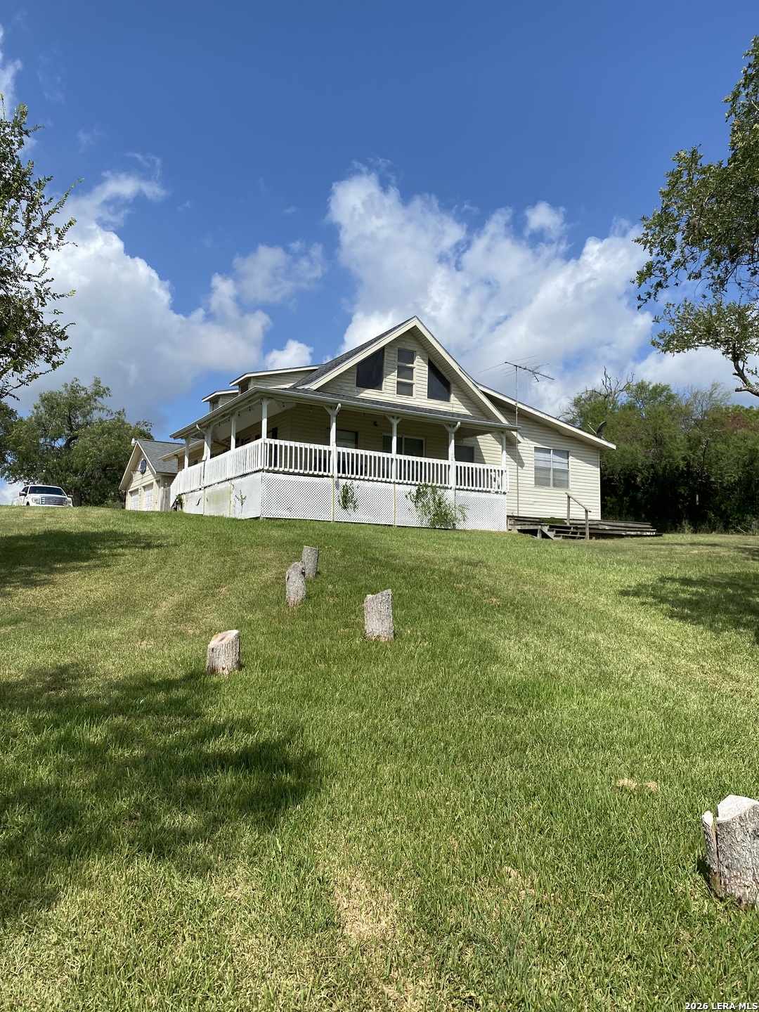 289 Mission River Oaks Road — photo