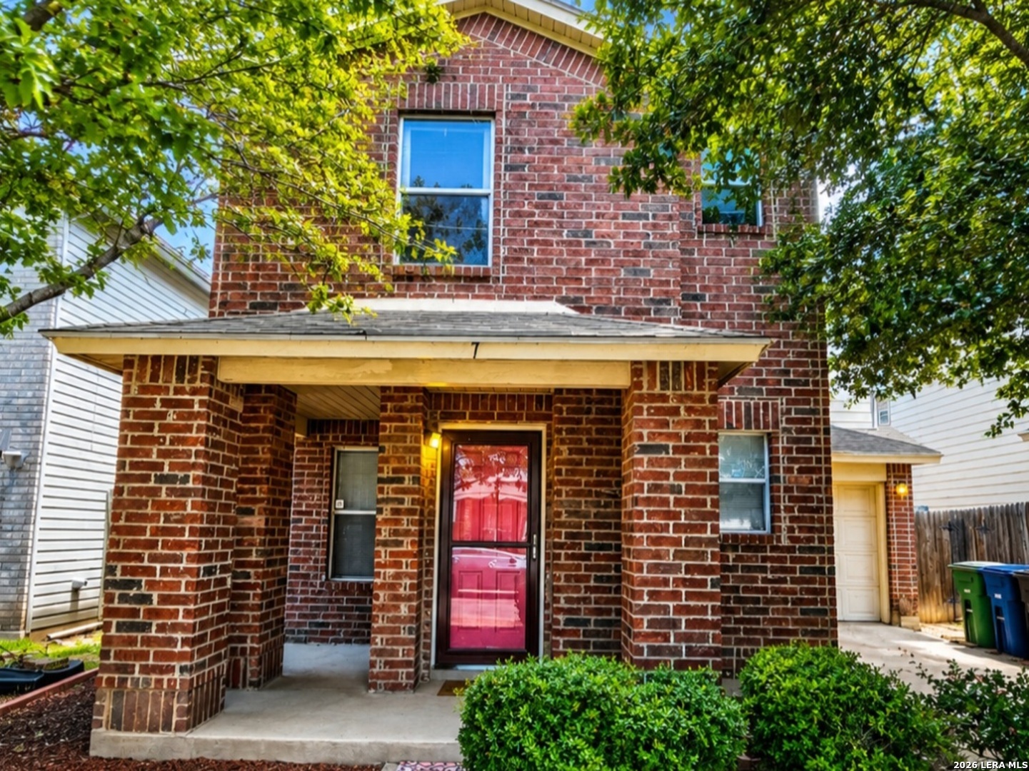 7 Moondance Hl — photo