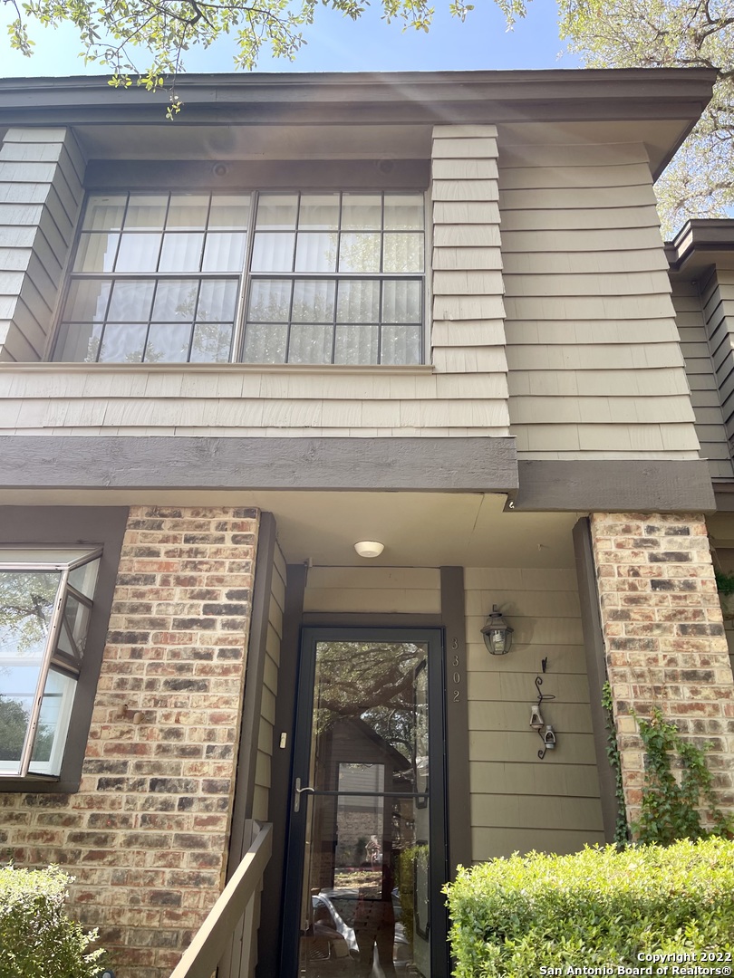 11815 Vance Jackson Road 3302 — photo