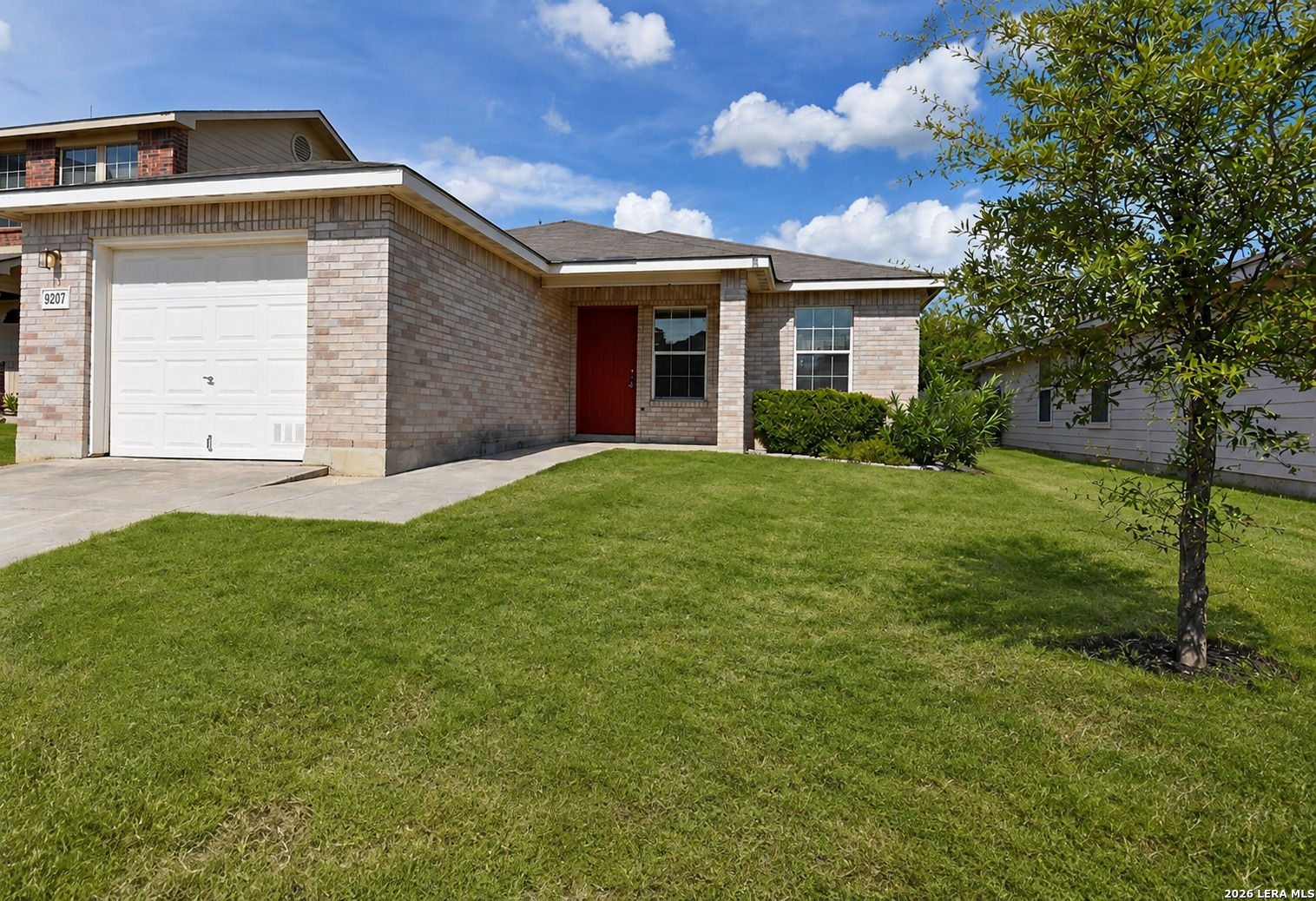 9207 Dublin Moor — photo