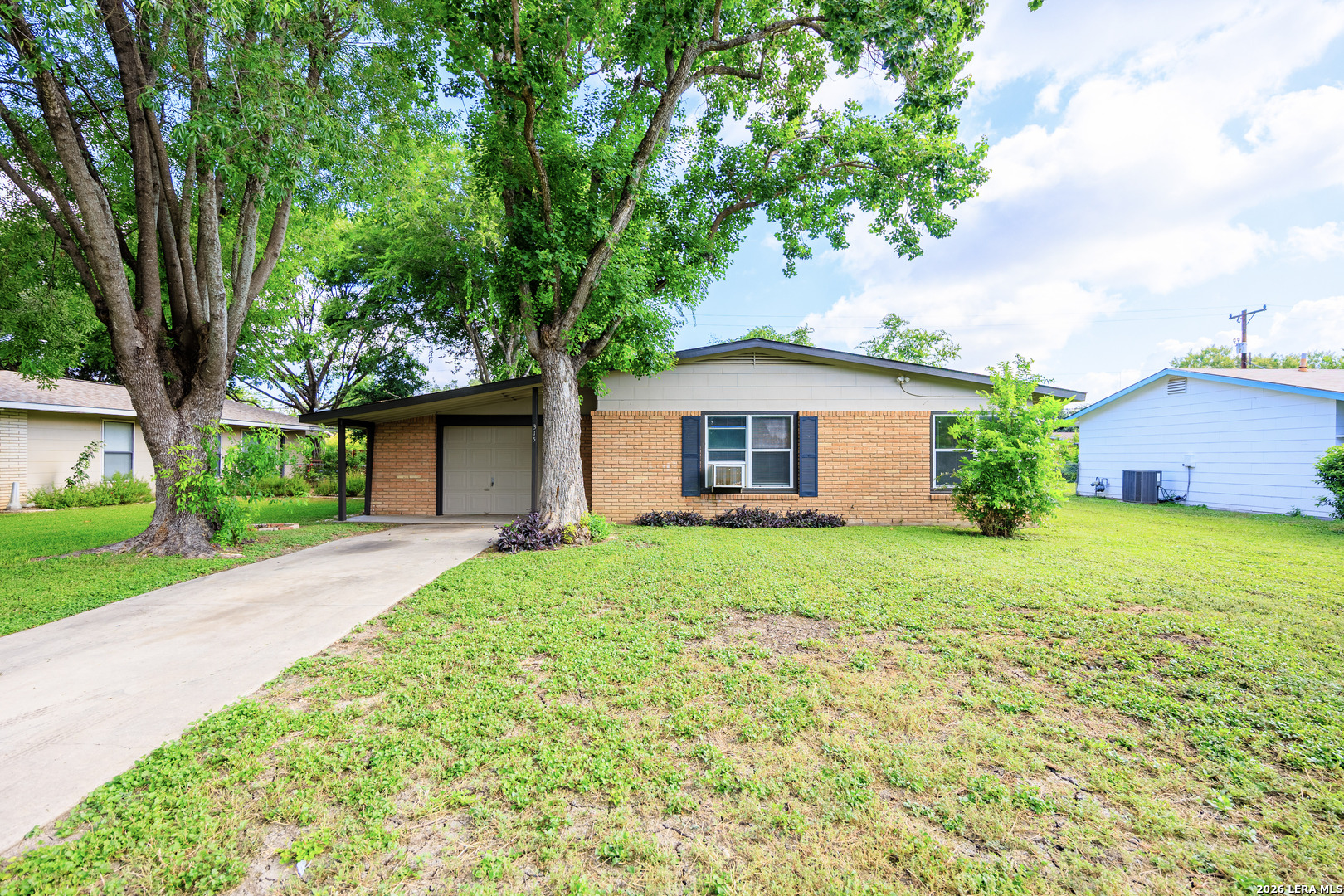 315 Cresham Drive — photo