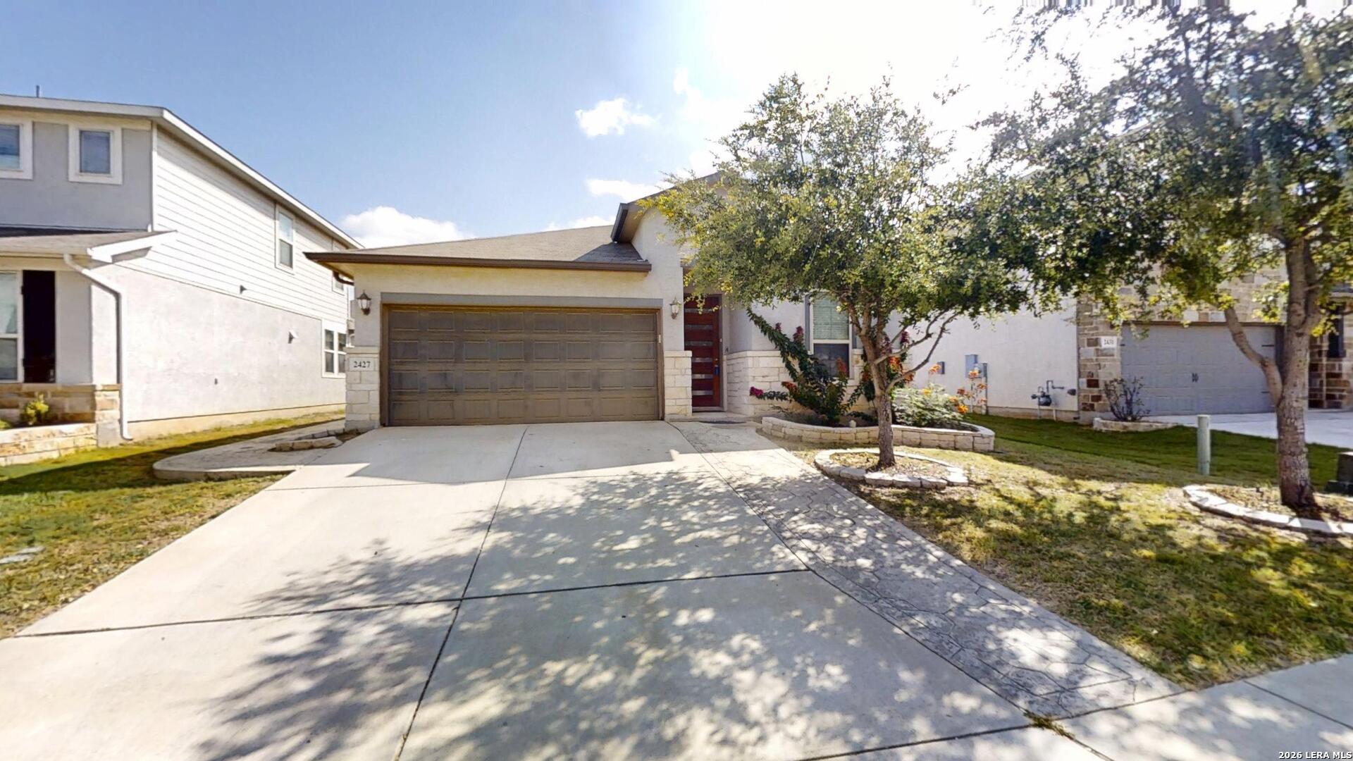 2427 Castello Way — photo