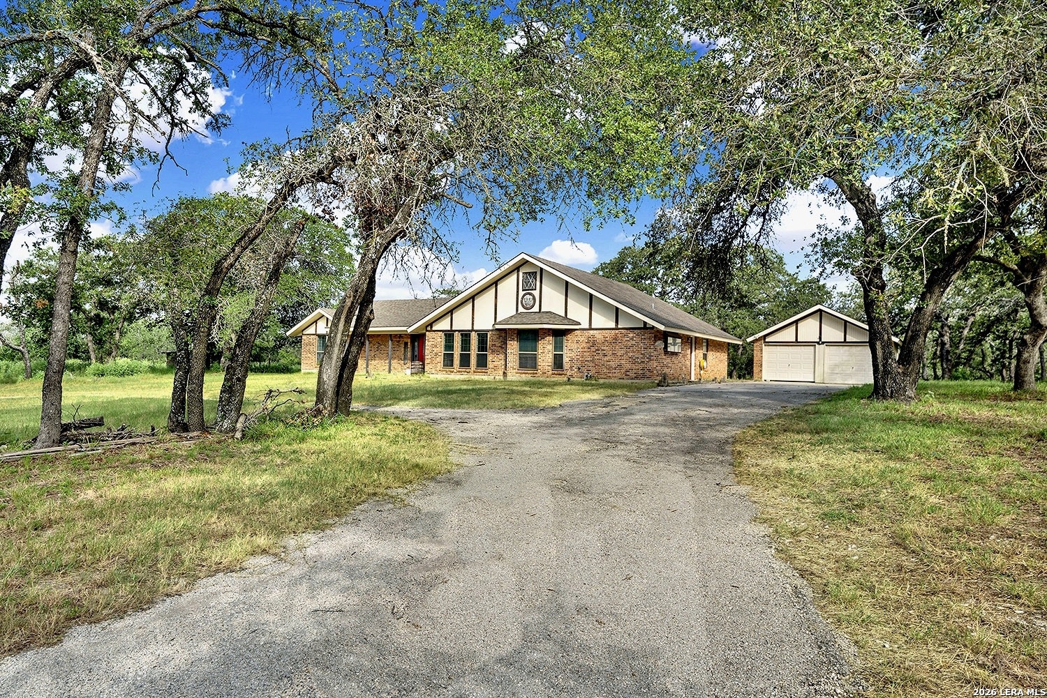 110 Post Oak — photo