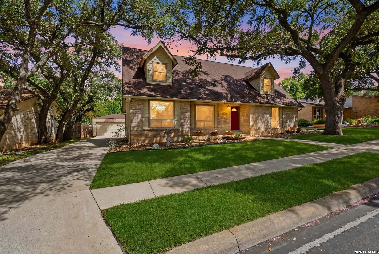 2414 Wilderness Hl — photo